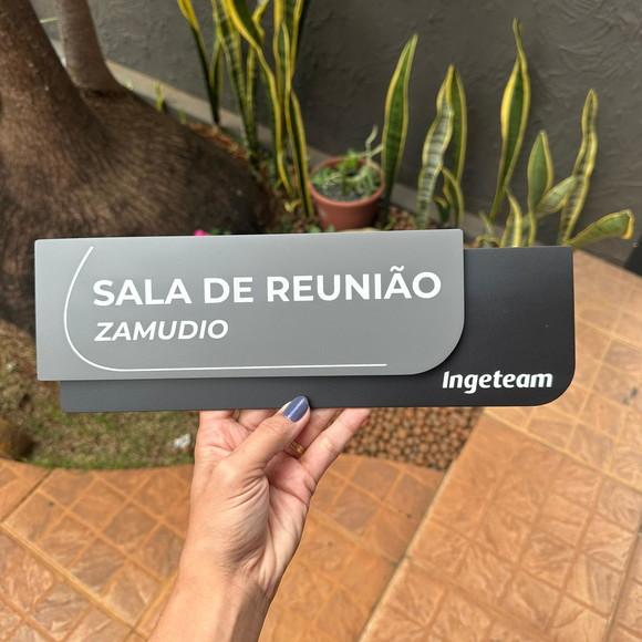 Placa de Identificação de Sala - Modelo Ametista