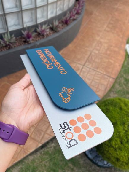 Placa de Identificação de Sala - Modelo Ametista