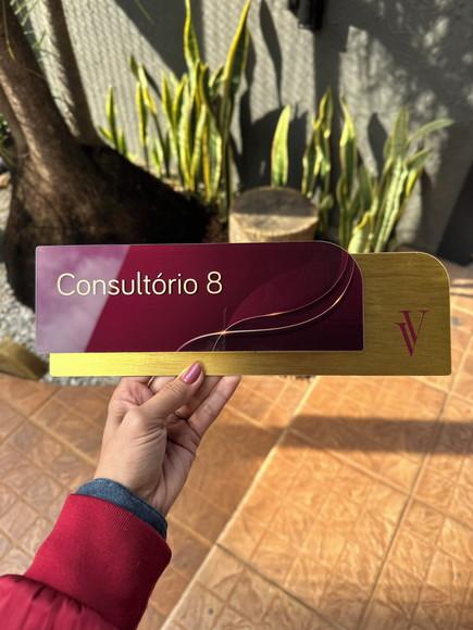 Placa de Identificação de Sala - Modelo Ametista Acrílico