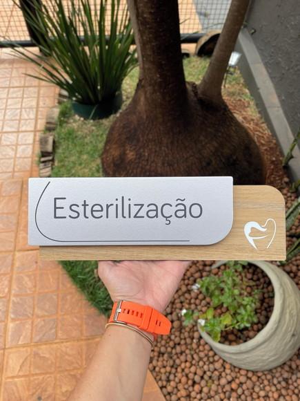 Placa de Identificação de Sala - Modelo Ametista mdf