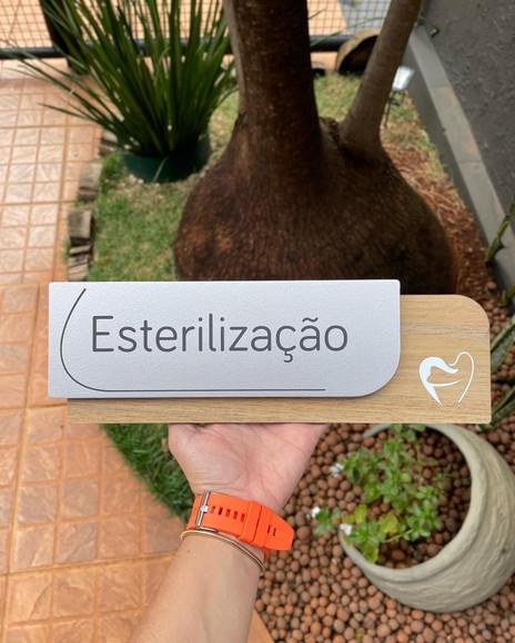 Placa de Identificação de Sala - Modelo Ametista mdf