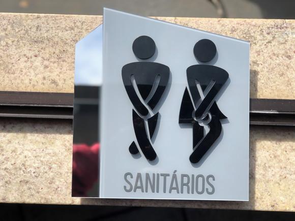 Placa de Identificação de Sala - Modelo Calcita Acrílico