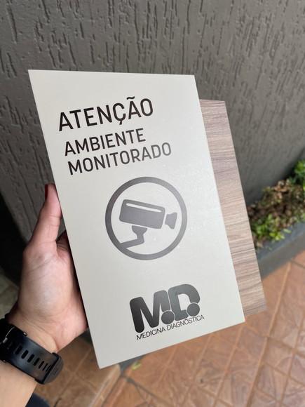 Placa de Identificação de Sala - Modelo Calcita mdf 26x18