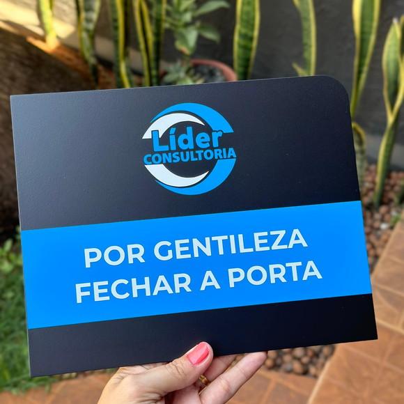 Placa de Identificação de Sala - Modelo Caulim 20x25