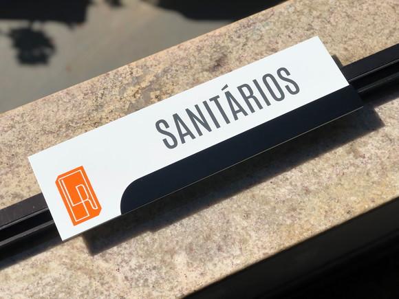 Placa de Identificação de Sala - Modelo Esmeralda