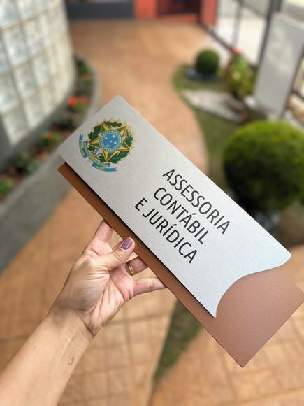 Placa de Identificação de Sala - Modelo Feldspato Inox