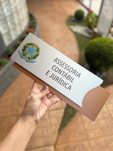 Placa de Identificação de Sala - Modelo Feldspato Inox