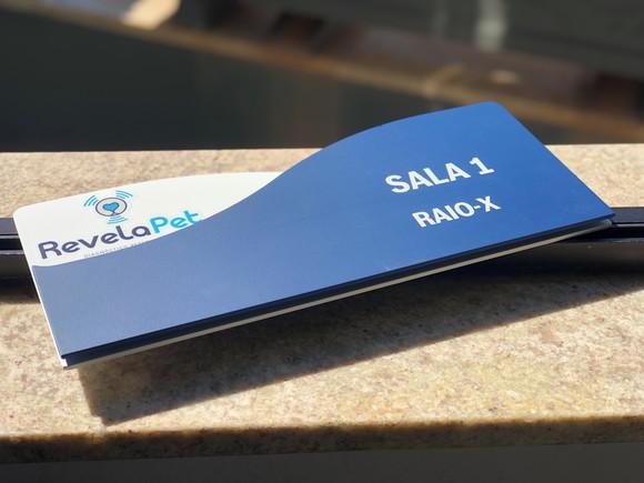 Placa de Identificação de Sala - Modelo Mica