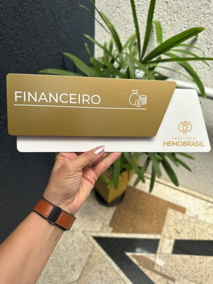 Placa de Identificação de Sala - Modelo Onix