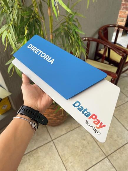Placa de Identificação de Sala - Modelo Onix