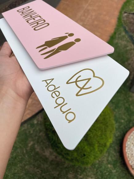 Placa de Identificação de Sala - Modelo Onix