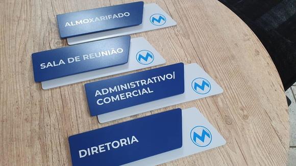 Placa de Identificação de Sala - Modelo Onix