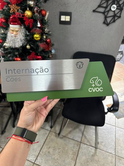 Placa de Identificação de Sala - Modelo Onix Inox