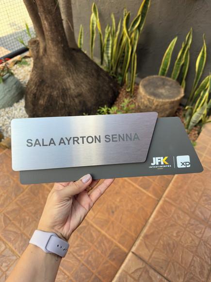 Placa de Identificação de Sala - Modelo Onix Inox