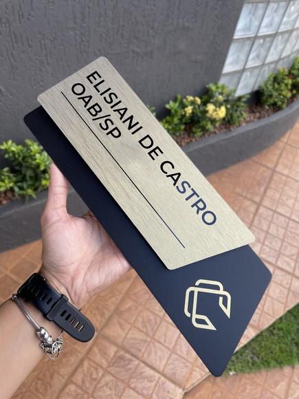Placa de Identificação de Sala - Modelo Onix Inox