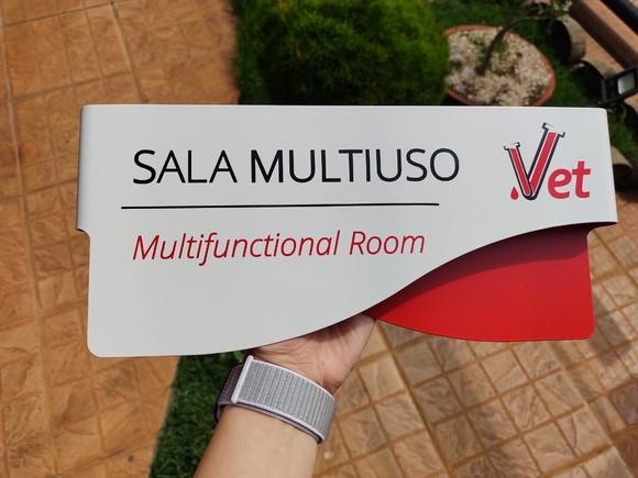 Placa de Identificação de Sala - Modelo Sodalita