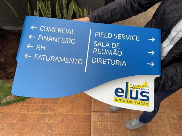 Placa de Identificação de Sala - Modelo Sodalita 70x40