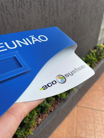 Placa de Identificação de Sala - Modelo Sodalita Flag