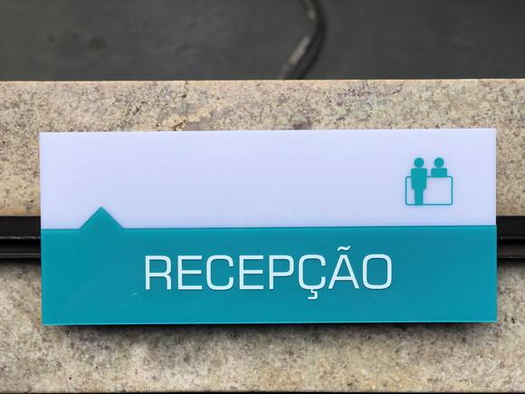 Placa de Identificação de Sala -modelo Granada Personalizado