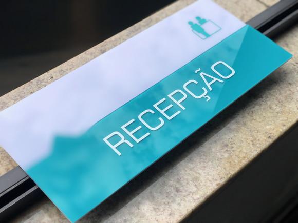 Placa de Identificação de Sala -modelo Granada Personalizado