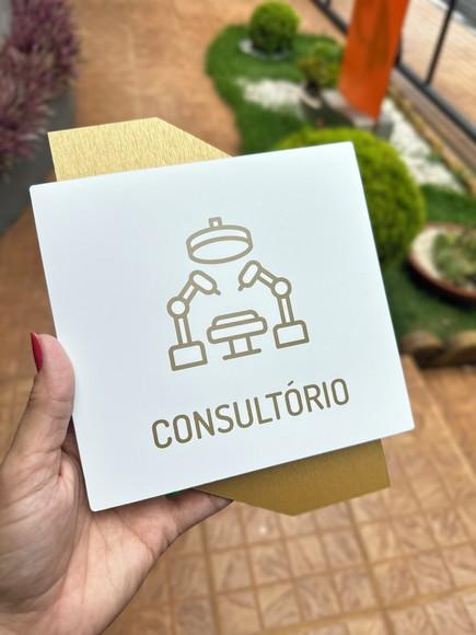 Placa de Identificação de Sala Consultório Modelo Bari 18x14
