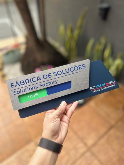 Placa de Identificação de Sala Flag Modelo Onix Inox