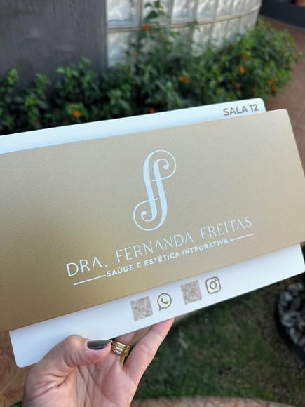 Placa de Identificação de Sala Modelo Topázio 30x17