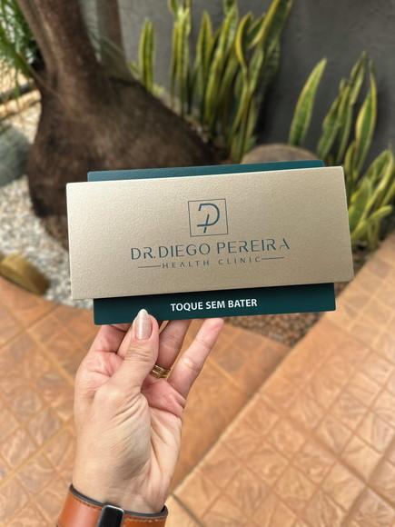 Placa de Identificação de Sala Modelo Topázio Acrílico 30x17