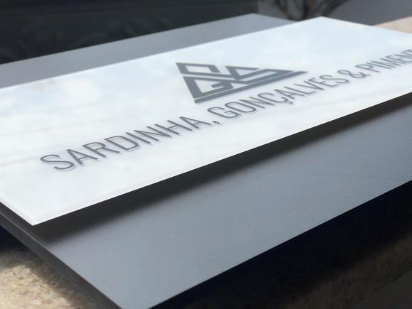 Placa de Identificação de Sala-modelo Topázio Acrílico 30x15