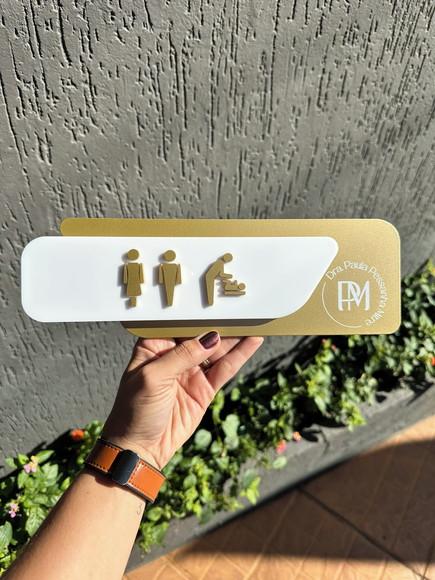 Placa Id. de Sala - Modelo Adamantium com Sobreposição