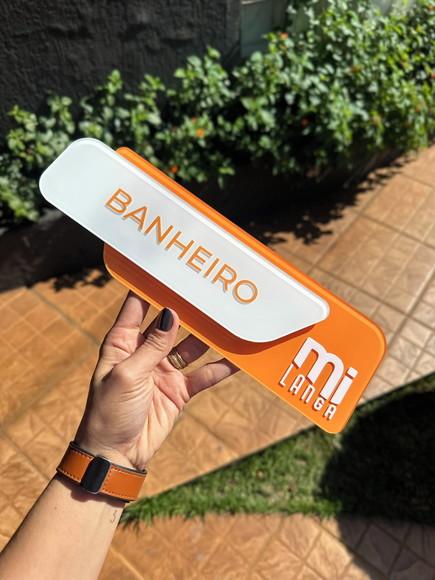Placa Identificação de Sala - Modelo Adamantium