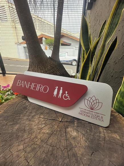 Placa Identificação de Sala - Modelo Adamantium
