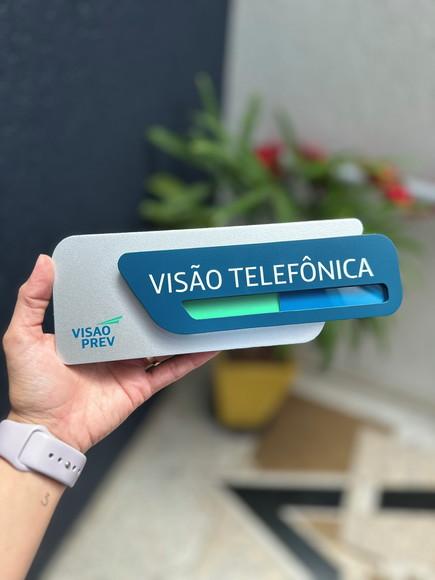 Placa Identificação de Sala - Modelo Flag Adamantium