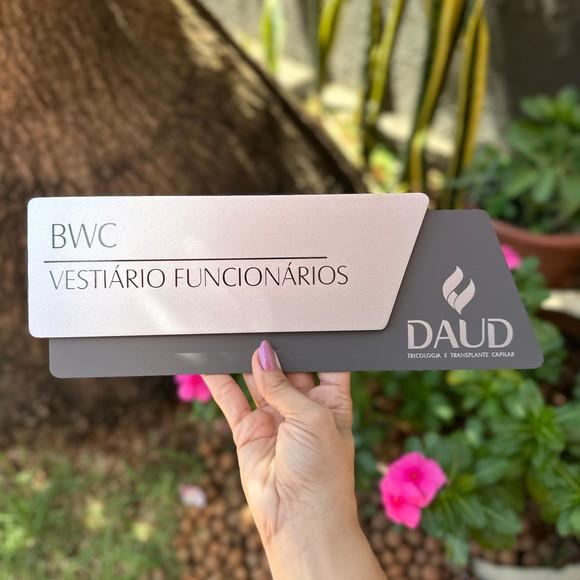Placa Identificação de Sala - Modelo Onix