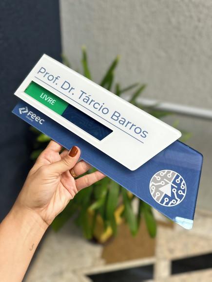 Placa Identificação de Sala - Modelo Onix Flag Acrílico