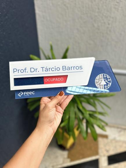 Placa Identificação de Sala - Modelo Onix Flag Acrílico