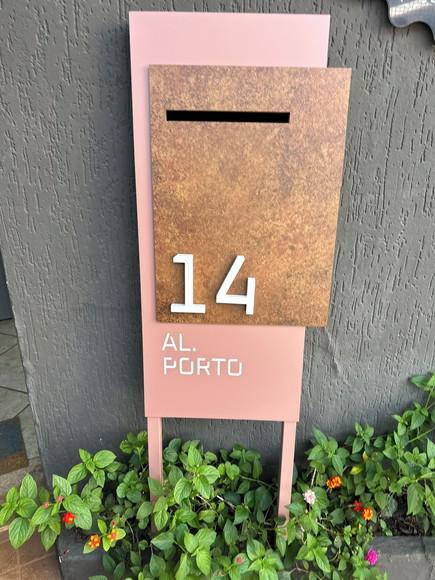 Totem Residencial Acm com Acm 40,5x85 Cx Correio P Jardim