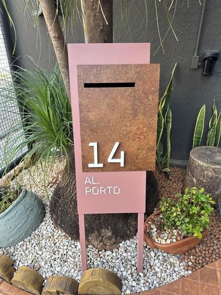 Totem Residencial Acm com Acm 40,5x85 Cx Correio P Jardim