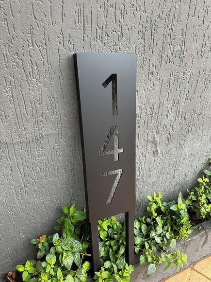Totem Residencial Aço Carbono Pé P Sustentação Jardim 20x60