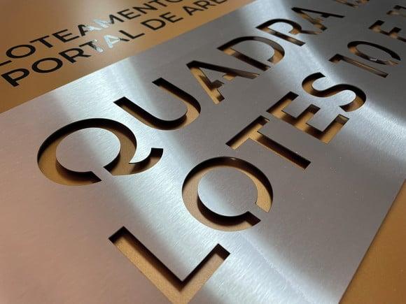 Algarismo Residencial Acm com Inox - Personalizado 60x55