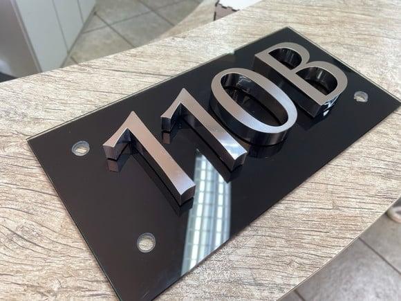 Algarismo Residencial Vidro com Inox - 4 Dígitos 40x20