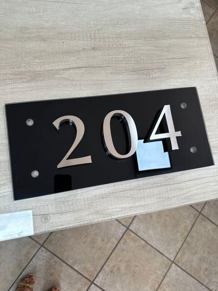 Algarismo Vidro com Inox+kit Prolongadores - 3 Dígitos 50x22