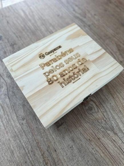 Estojo de Homenagem Pinnus - 23x27cm
