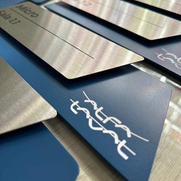 Kit 10 Placas de Identificação de Sala - Modelo Onix Inox
