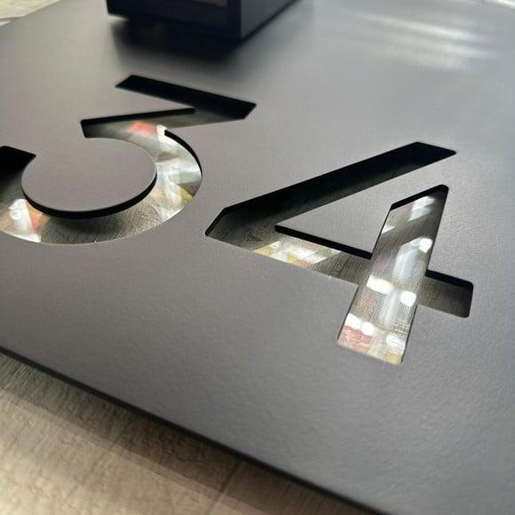 Placa Algarismo Residencial ou Comercial Vazado 30x35