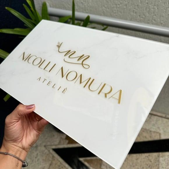 Placa de Comércio Acrílico - Aplicação Adesivo Frontal 40x24