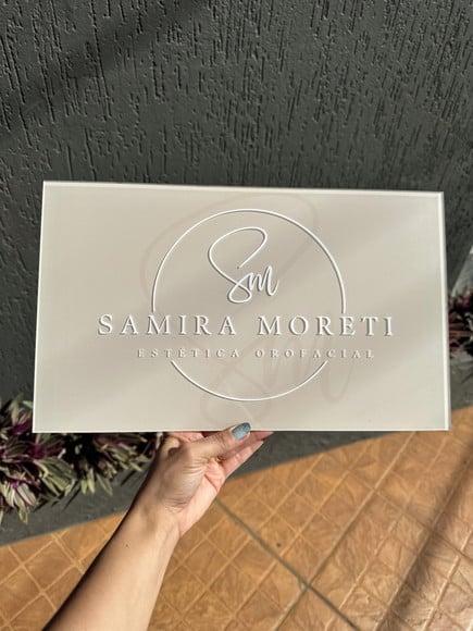Placa de Comércio Acrílico - Aplicação Adesivo Frontal 40x24
