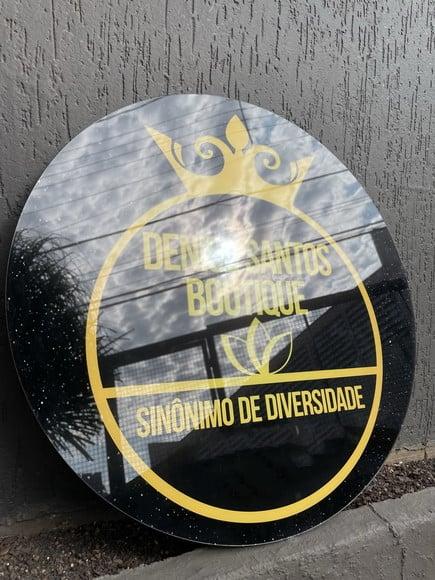 Placa de Comércio em Acrílico - Frente 65x65