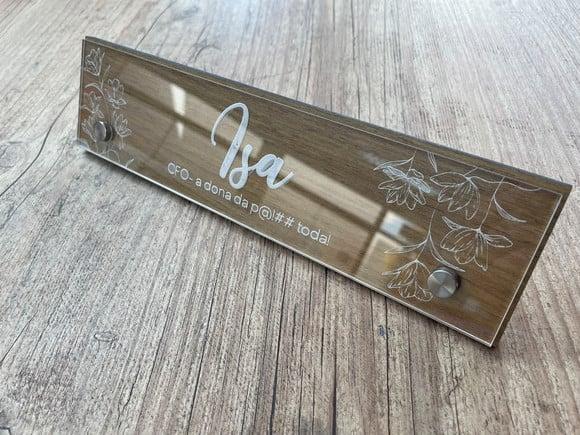 Placa de Identificação de Mesa - mdf e Acrílico 26x6,5