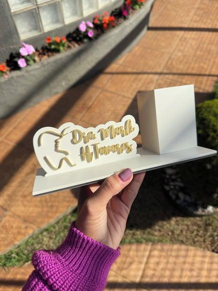 Placa de Identificação de Mesa com Porta Caneta